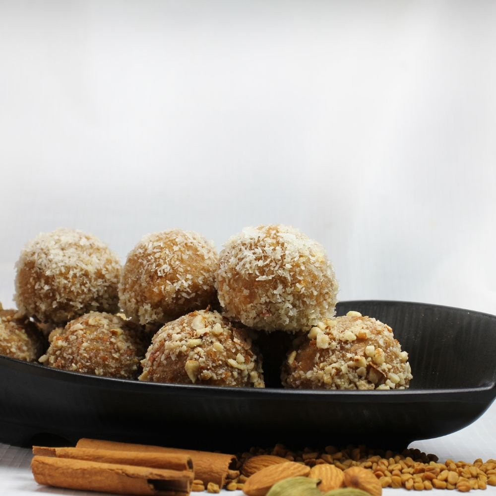 Gond Laddu (1kg)